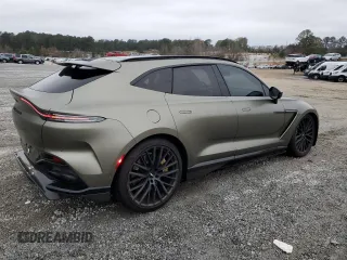 2023 Aston Martin DBX 707 z VIN SD7VUJBW5PTV06160, wystawiony jako Copart lot #76512973 z przebiegiem Nie podano mil oraz . Historia ofert i sprzedaży dostępna na DreamBid. Obrazek 3.