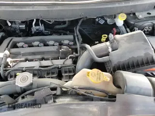 2019 Dodge Journey SE with VIN 3C4PDCBB4KT870715, listed as a Copart auction lot 83978305 with 119,250 mi miles and Salvage title. Bid and sale history available at DreamBid. Image 16.