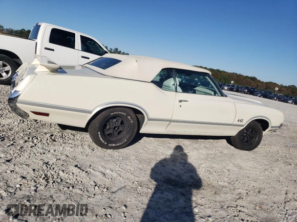 1972 Oldsmobile Cutlass with VIN 3J67K2M132911, listed as a Copart auction lot 81759014 with Not Provided miles and Salvage Title. Bid and sale history available at DreamBid. Image 3.