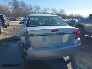 2005 Chevrolet Malibu with VIN 1G1ZS52F25F335113, listed as a IAAI auction lot 41637480 with 1 mi miles. Bid and sale history available at carsss.com. Image 6.