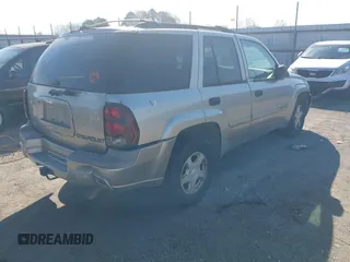 2002 Chevrolet TrailBlazer LTZ with VIN 1GNDT13S722204501, listed as a IAAI auction lot 41658875 with 162,007 mi miles. Bid and sale history available at carsss.com. Image 4.