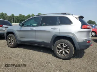 2015 Jeep Cherokee Trailhawk z VIN 1C4PJMBS5FW778852, wystawiony jako Copart lot #59107555 z przebiegiem Nie podano mil oraz Czysty tytuł • Clean title. Historia ofert i sprzedaży dostępna na DreamBid. Obrazek 2.