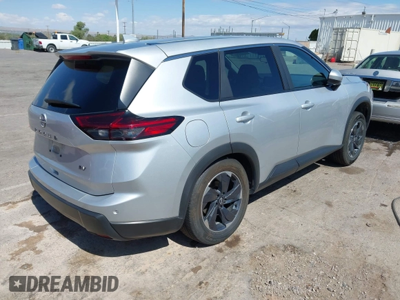 2024 Nissan Rogue SV with VIN 5N1BT3BA1RC696625, listed as a IAAI auction lot 42179968 with 28,943 mi miles and . Bid and sale history available at carsss.com. Image 4.