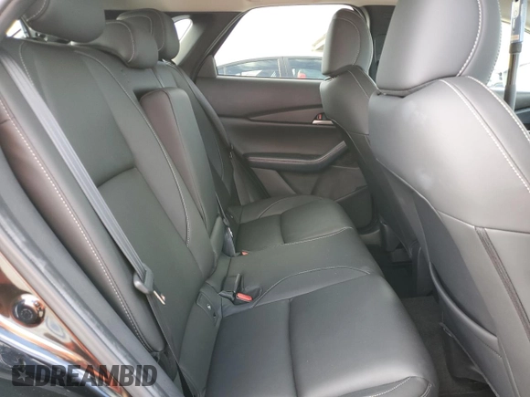 2021 Mazda CX-30 Select z VIN 3MVDMABL5MM211196, wystawiony jako Copart lot #73291012 z przebiegiem 15 871 mil mil oraz Nie do naprawy • Non repairable. Historia ofert i sprzedaży dostępna na DreamBid. Obrazek 11.