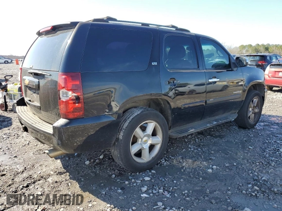 2007 Chevrolet Tahoe LT z VIN 1GNFC13077R288857, wystawiony jako Copart lot #48496775 z przebiegiem 285 932 mil mil oraz Szkoda całkowita • Salvage title. Historia ofert i sprzedaży dostępna na DreamBid. Obrazek 3.