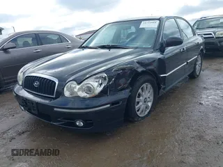 2005 Hyundai Sonata GLS with VIN KMHWF35H15A107824, listed as a IAAI auction lot 41724918 with 109,411 mi miles. Bid and sale history available at carsss.com. Image 6.