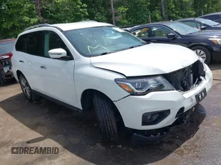 2018 Nissan Pathfinder SL z VIN 5N1DR2MM1JC602675, wystawiony jako IAAI lot #42276794 z przebiegiem 105 163 mil mil oraz . Historia ofert i sprzedaży dostępna na DreamBid. Obrazek 1.