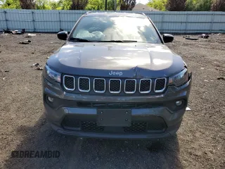 2023 Jeep Compass Latitude с VIN 3C4NJDBNXPT561208, выставлен на аукционе Copart как лот 57342895 с пробегом 17 386 миль миль и Списание • Salvage title. История ставок и продаж доступна на DreamBid. Изображение 5.