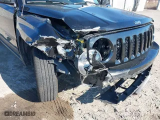 2016 Jeep Patriot High Altitude Edition with VIN 1C4NJRFB0GD673700, listed as a IAAI auction lot 41694672 with 83,044 mi miles. Bid and sale history available at carsss.com. Image 6.