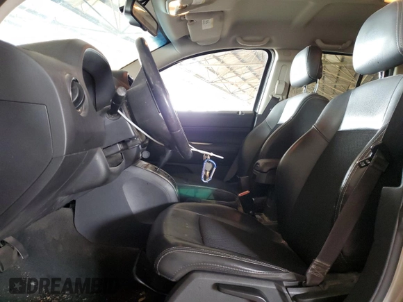 2016 Jeep Compass Latitude with VIN 1C4NJCEAXGD743578, listed as a Copart auction lot 49223995 with 189,120 mi miles and Clean Title. Bid and sale history available at carsss.com. Image 7.