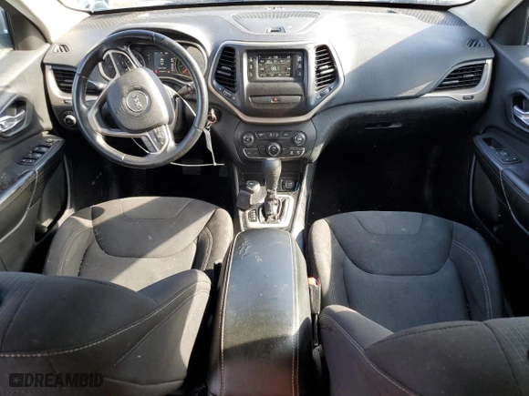 2015 Jeep Cherokee Latitude with VIN 1C4PJMCS4FW787301, listed as a Copart auction lot 48684065 with 161,653 mi miles and Salvage Title. Bid and sale history available at carsss.com. Image 8.