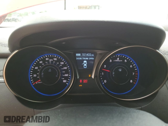 2013 Hyundai Genesis Coupe R-Spec with VIN KMHHU6KJ7DU089592, listed as a Copart auction lot 58712485 with 101,402 mi miles and Salvage title. Bid and sale history available at DreamBid. Image 9.