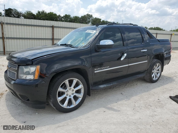 2011 Chevrolet Avalanche LTZ with VIN 3GNTKGE31BG160719, listed as a Copart auction lot 66415744 with 214,661 mi miles and Salvage Title. Bid and sale history available at carsss.com. Image 1.