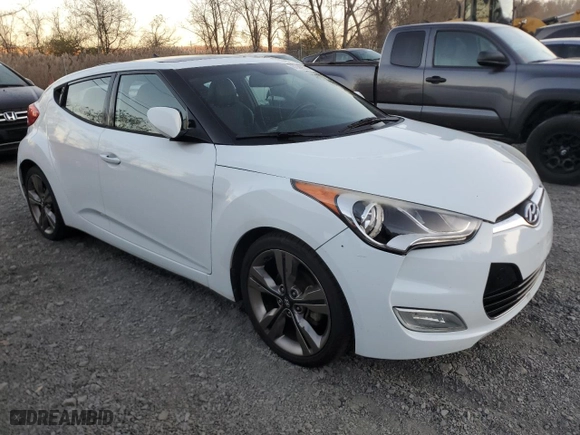 2016 Hyundai Veloster with VIN KMHTC6AD0GU298346, listed as a Copart auction lot 81289574 with 87,540 mi miles and Salvage Title. Bid and sale history available at carsss.com. Image 4.
