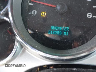 2007 Chevrolet Silverado 1500 LT w/1LT with VIN 1GCEC19017Z500969, listed as a IAAI auction lot 41907955 with 212,259 mi miles. Bid and sale history available at carsss.com. Image 15.