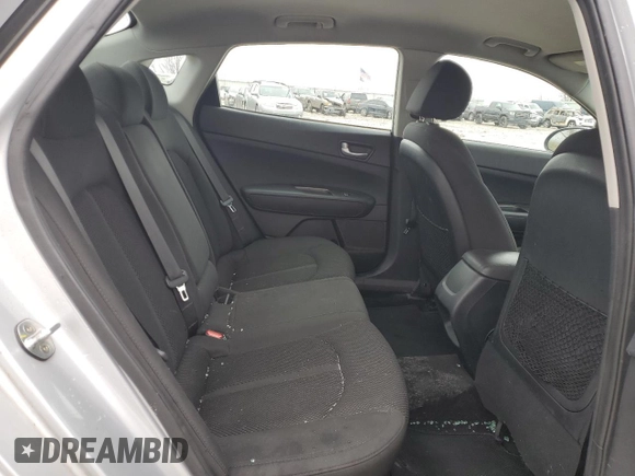 2019 Kia Optima LX with VIN 5XXGT4L3XKG295502, listed as a Copart auction lot 47432955 with 83,147 mi miles and Clean Title. Bid and sale history available at carsss.com. Image 10.
