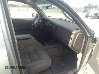 2001 Dodge Durango with VIN 1B4HS28N01F623770, listed as a IAAI auction lot 42387474 with 274,782 mi miles and . Bid and sale history available at DreamBid. Image 5.