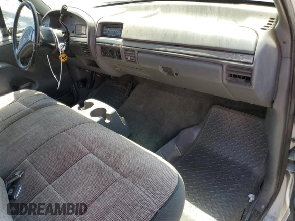 1992 Ford F-150 with VIN 1FTDF15Y7NLA93044, listed as a Copart auction lot 65185644 with 166,919 mi miles and Clean Title. Bid and sale history available at carsss.com. Image 8.