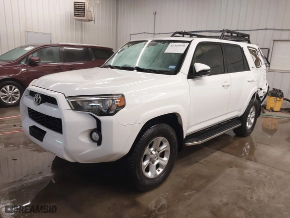 2018 Toyota 4Runner SR5 with VIN JTEBU5JR0J5506340, listed as a IAAI auction lot 41360970 with 101,420 mi miles. Bid and sale history available at carsss.com. Image 17.