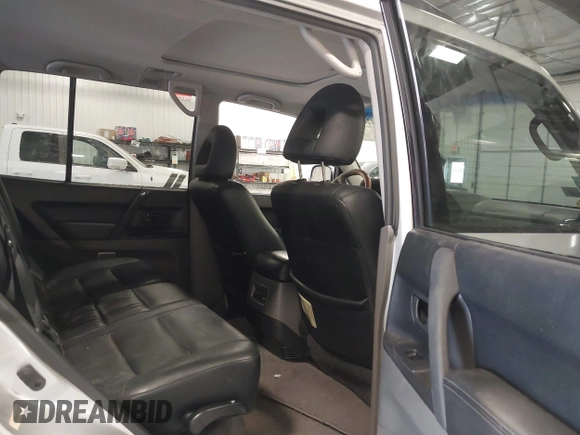 2002 Mitsubishi Montero Limited z VIN JA4MW51RX2J048087, wystawiony jako IAAI lot #42096678 z przebiegiem 218 795 mil mil oraz . Historia ofert i sprzedaży dostępna na DreamBid. Obrazek 8.