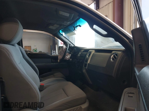 2013 Ford F-150 XL with VIN 1FTFX1EF5DFA76261, listed as a IAAI auction lot 41993770 with 161,915 mi miles and . Bid and sale history available at carsss.com. Image 5.