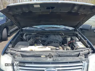 2010 Ford Explorer XLT with VIN 1FMEU7DE8AUA78668, listed as a IAAI auction lot 42035360 with 227,594 mi miles and . Bid and sale history available at DreamBid. Image 10.