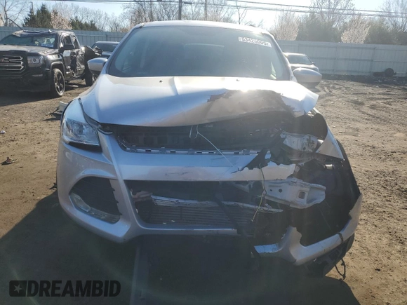 2015 Ford Escape SE with VIN 1FMCU9G97FUB82206, listed as a Copart auction lot 53426005 with Not Provided miles and Salvage Title. Bid and sale history available at DreamBid. Image 5.
