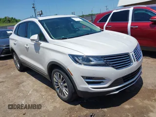 2016 Lincoln MKC Reserve with VIN 5LMTJ3DH5GUJ00697, listed as a IAAI auction lot 42519804 with 57,995 mi miles and . Bid and sale history available at DreamBid. Image 1.