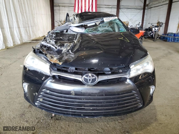 2016 Toyota Camry XLE with VIN 4T1BF1FK8GU126627, listed as a Copart auction lot 45021345 with 83,626 mi miles and Salvage Title. Bid and sale history available at carsss.com. Image 5.