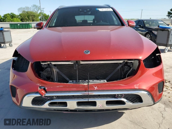 2020 Mercedes-Benz GLC 300 z VIN W1N0G8EBXLF837899, wystawiony jako Copart lot #52179435 z przebiegiem 47 556 mil mil oraz Szkoda całkowita • Salvage title. Historia ofert i sprzedaży dostępna na DreamBid. Obrazek 5.