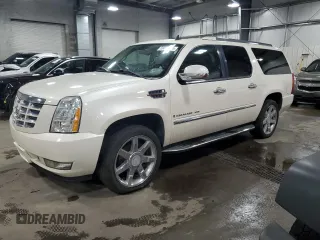 2008 Cadillac Escalade ESV z VIN 1GYFK66888R123602, wystawiony jako Copart lot #50430385 z przebiegiem 302 214 mil mil oraz Czysty tytuł • Clean title. Historia ofert i sprzedaży dostępna na DreamBid. Obrazek 1.