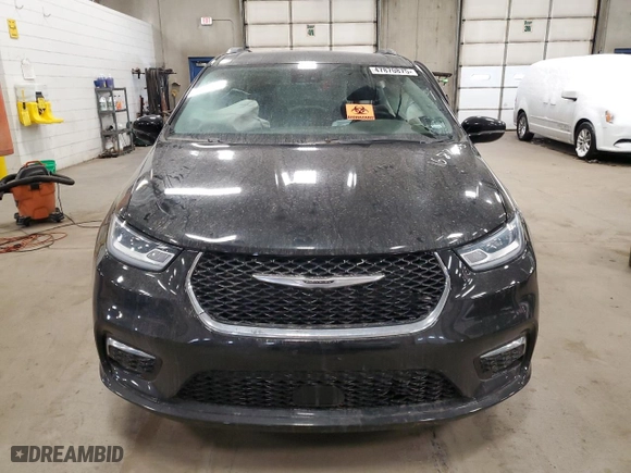 2021 Chrysler Pacifica Touring L with VIN 2C4RC1BG1MR574665, listed as a Copart auction lot 47870875 with 0 mi miles and Salvage Title. Bid and sale history available at carsss.com. Image 5.