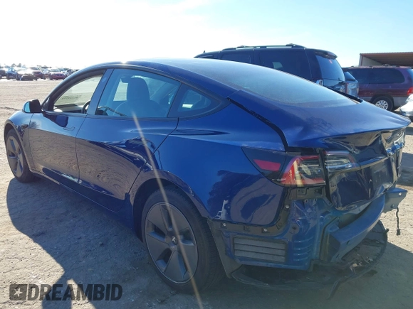 2022 Tesla Model 3 Long Range with VIN 5YJ3E1EB1NF257059, listed as a IAAI auction lot 41329318 with 30,652 mi miles and . Bid and sale history available at DreamBid. Image 3.