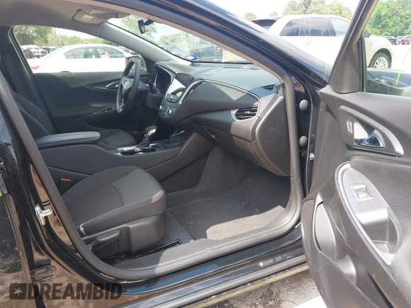 2025 Chevrolet Malibu LT with VIN 1G1ZD5ST5SF145835, listed as a IAAI auction lot 42127886 with 12,818 mi miles and . Bid and sale history available at DreamBid. Image 5.