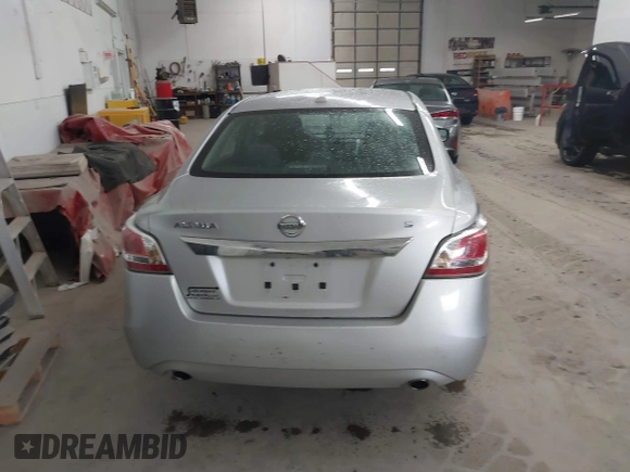 2015 Nissan Altima 2.5 S with VIN 1N4AL3APXFN326902, listed as a IAAI auction lot 41844621 with 229,172 mi miles. Bid and sale history available at carsss.com. Image 16.