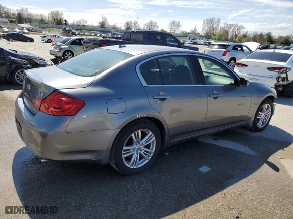 2015 Infiniti Q40 with VIN JN1CV6ARXFM521763, listed as a Copart auction lot 50992515 with 199,513 mi miles and Clean Title. Bid and sale history available at carsss.com. Image 3.