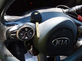 2019 Kia Soul + with VIN KNDJP3A53K7022595, listed as a IAAI auction lot 42045329 with 104,487 mi miles. Bid and sale history available at carsss.com. Image 11.