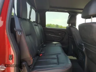 2020 Nissan Titan SL z VIN 1N6AA1ED8LN509339, wystawiony jako Copart lot #54925325 z przebiegiem 88 310 mil mil oraz Szkody całkowita. Historia ofert i sprzedaży dostępna na DreamBid. Obrazek 10.