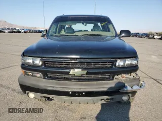 2003 Chevrolet Suburban Z71 with VIN 3GNFK16Z83G180173, listed as a Copart auction lot 70469314 with 189,409 mi miles and Salvage Title. Bid and sale history available at carsss.com. Image 5.
