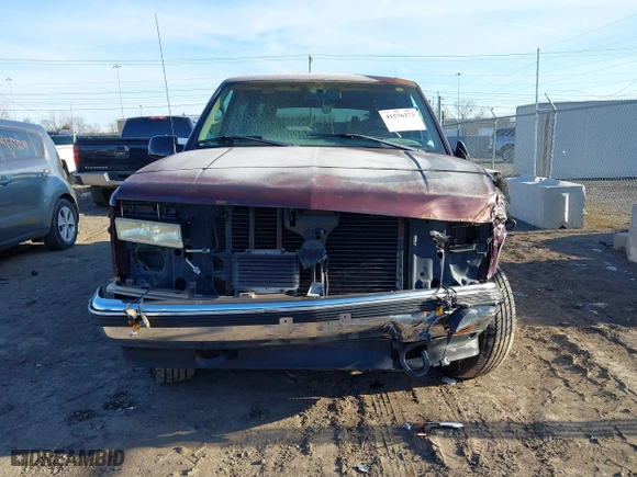 1996 Chevrolet Tahoe with VIN 1GNEK13R9TJ336722, listed as a IAAI auction lot 41576273 with 163,609 mi miles. Bid and sale history available at carsss.com. Image 6.