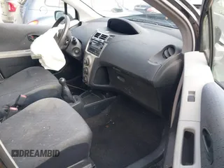 2010 Toyota Yaris with VIN JTDKT4K32A5290535, listed as a IAAI auction lot 40866367 with 1 mi miles. Bid and sale history available at carsss.com. Image 5.