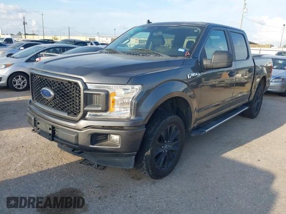 2020 Ford F-150 XL z VIN 1FTEW1E51LFA57601, wystawiony jako IAAI lot #42143352 z przebiegiem 266 300 mil mil oraz . Historia ofert i sprzedaży dostępna na DreamBid. Obrazek 2.
