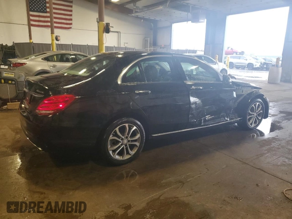 2017 Mercedes-Benz C 300 с VIN 55SWF4KB9HU188107, выставлен на аукционе Copart как лот 63483215 с пробегом 34 001 миль миль и Списание • Salvage title. История ставок и продаж доступна на DreamBid. Изображение 3.