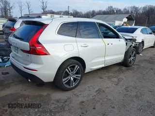 2021 Volvo XC60 Momentum z VIN YV4102DK3M1700720, wystawiony jako IAAI lot #41087871 z przebiegiem 39 385 mil mil oraz . Historia ofert i sprzedaży dostępna na DreamBid. Obrazek 4.