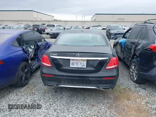 2018 Mercedes-Benz E 300 with VIN WDDZF4JB9JA481624, listed as a IAAI auction lot 41896382 with 96,246 mi miles and . Bid and sale history available at DreamBid. Image 17.