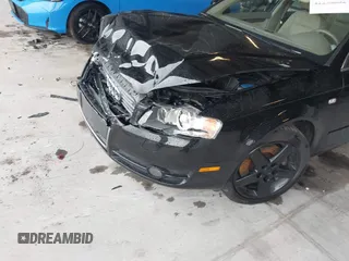 2005 Audi A4 3.2L z VIN WAUDG68E45A512228, wystawiony jako IAAI lot #42238602 z przebiegiem 74 210 mil mil oraz . Historia ofert i sprzedaży dostępna na DreamBid. Obrazek 6.