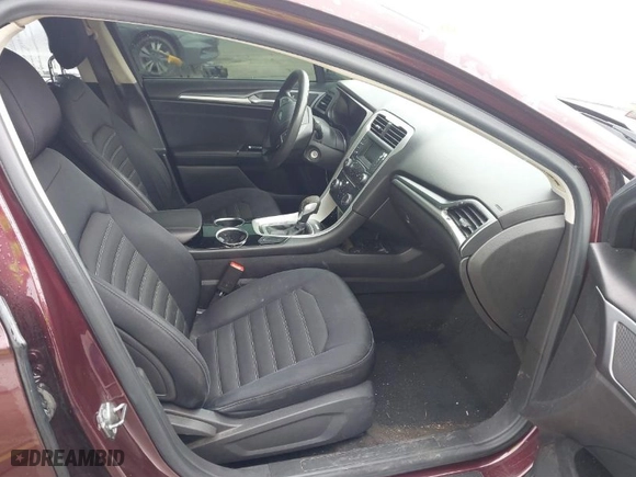 2013 Ford Fusion SE with VIN 3FA6P0H72DR281026, listed as a IAAI auction lot 41740786 with 161,949 mi miles. Bid and sale history available at carsss.com. Image 5.