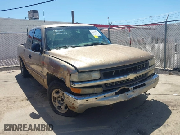 2000 Chevrolet Silverado 1500 LS with VIN 2GCEC19T5Y1361501, listed as a IAAI auction lot 41799553 with 432,231 mi miles and . Bid and sale history available at DreamBid. Image 1.