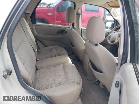 2005 Ford Escape XLT с VIN 1FMCU03165DA08296, выставлен на аукционе IAAI как лот 41677892 с пробегом 255 431 миль миль и . История ставок и продаж доступна на DreamBid. Изображение 8.