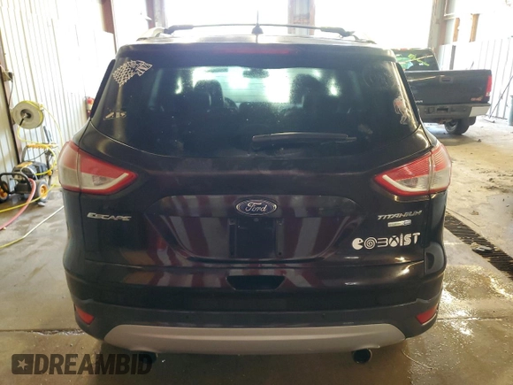 2013 Ford Escape Titanium z VIN 1FMCU9J90DUA98718, wystawiony jako Copart lot #63683005 z przebiegiem 101 036 mil mil oraz Czysty tytuł • Clean title. Historia ofert i sprzedaży dostępna na DreamBid. Obrazek 6.